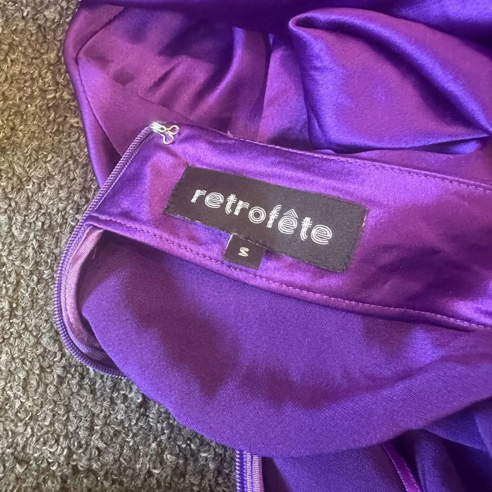 Retrofete Selma Slinky Satin Purple Cutout Low Cut Maxi Gown Size Small